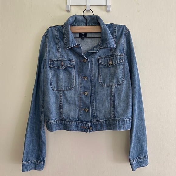 GAP Denim Jacket (M) - Picture 1 of 5